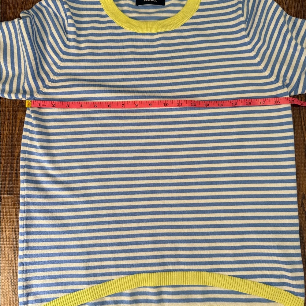 Blue and White Striped Sweater with Yellow Accents | M - Picture 5 of 11